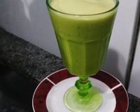 Vitamina prática de abacate com banana