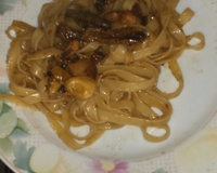 Macarrão com champignon da Tati Borges