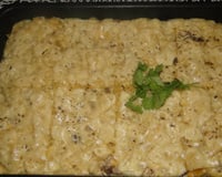 Macarrão com carne moída e queijo ao forno