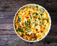 Caçarola de espinafre com mussarela é puro prazer de comer, sua família vai amar tanto que não vai restar nem farelo!