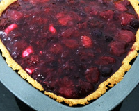 Torta com Calda de Frutas Vermelhas