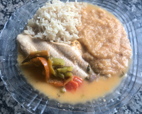 Filé de peixe ao leite de coco