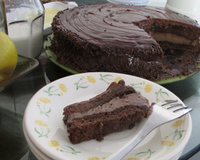 Bolo recheado fácil fácil