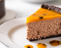 A torta de chocolate com maracujá mais gostosa que você já provou: é só seguir  passo a passo para a sobremesa perfeita