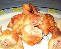 Coxa de frango recheada assada