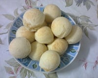 Pão de queijo mineiro