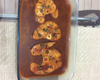 Cação ao molho vermelho