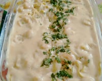 Macarrão ao molho branco com camarão