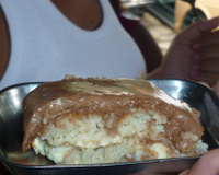 Pavê fácil de creme com mousse de chocolate