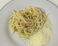 Macarrão ao alho e óleo (pasta aglio e olio)