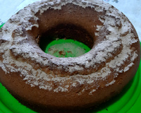Bolo de fubá com coco e canela