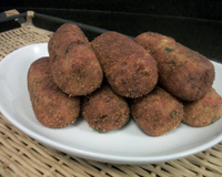 Croquete de batata com carne moída