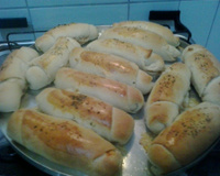 Pão recheado com presunto e queijo