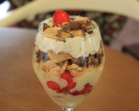 Pavê de morango com sonho de valsa