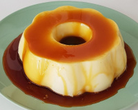 Pudim de geladeira com 4 ingredientes: sem forno, sem ovos e muito fácil de fazer!