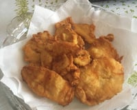 Peito de frango frito com farinha de trigo fácil e muito saboroso