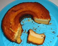 Bolo cremoso de milharina