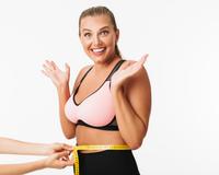 Dá para emagrecer! Com esses truques, você vai consumir 26% menos calorias durante o dia, garante estudo