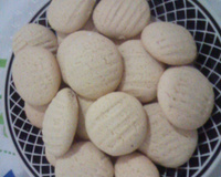 Biscoito de maisena com leite condensado