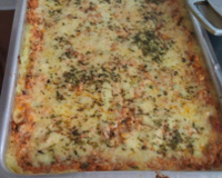 Batata recheada em travessa