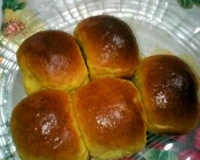 Pãezinhos de cenoura com rapadura