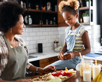 Vai fazer um almoço especial no Dia das Mães? 4 itens que não podem faltar na mesa posta