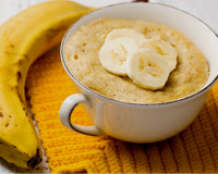 Bolo de caneca de banana: aprenda a fazer essa receita superprática