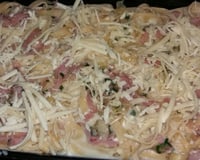 Macarrão com presunto e molho branco