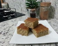 Bolo de inhame, fubá e coco