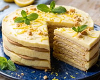 Receita de charlotte de limão com iogurte grego: ideal para satisfazer um desejo saudável e com menos calorias