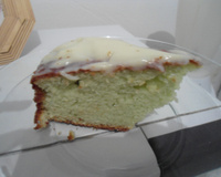 Bolo fácil de limão com cobertura