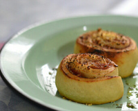 Pão recheado com presunto parma