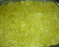 Torta de pão de forma no forno.