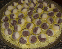 Docinho bicolor de leite em pó