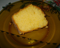 Bolo de fubá com canela