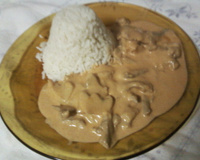 Estrogonofe de bifinhos do cachaço