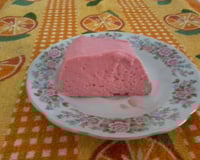 Pudim de gelatina de morango facíl