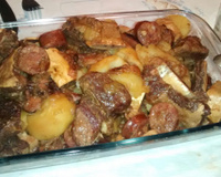 Costela bovina na panela de pressão com linguiça calabresa e bacon