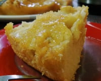 Bolo de banana caramelizada