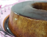 Brigadeirão de Chocolate Branco com Calda de Café