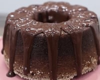 Bolo de chocolate sem farinha e sem leite: a receita que derrete na boca e você pode comer sem culpa no lanche da tarde