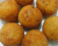 Salgadinho de festa (risóles, bolinha de queijo, coxinha)