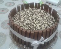 Bolo barril de confete