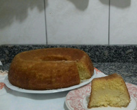 Bolo de fubá cremoso