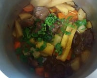 Carne de panela com legumes