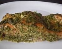 Salmão com molho de espinafre