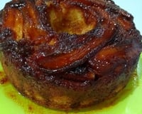 Bolo de banana caramelizado