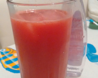 Suco de melancia com limão