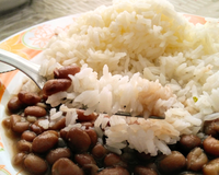 "Se seus pais te davam estes 10 pratos quando você era criança, provavelmente você cresceu na classe média baixa"