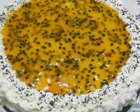 Bolo delicioso de mousse de maracujá